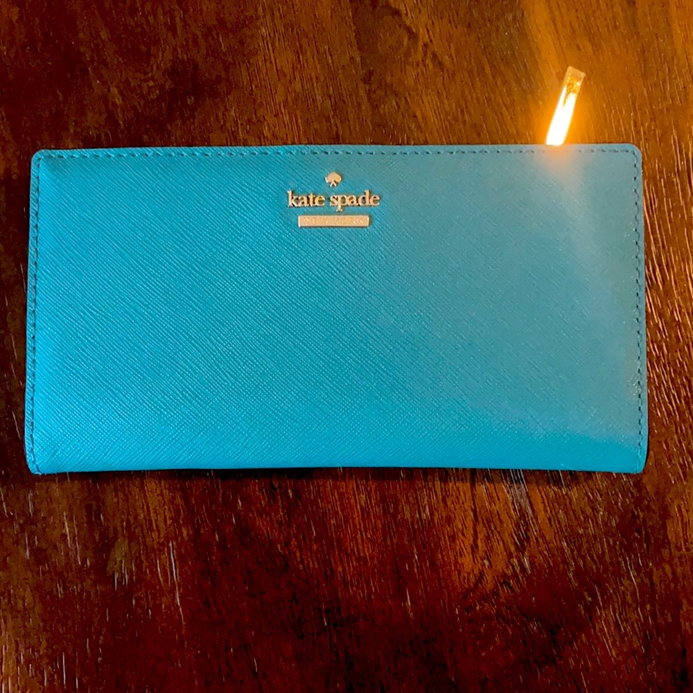 Kate spade wallet ♠️